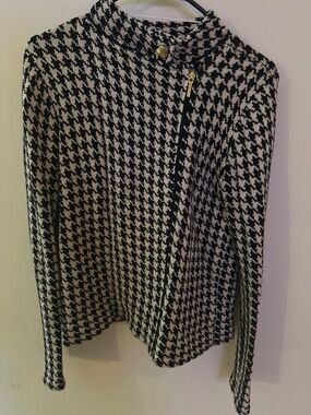 Women’s Ivory Houndstooth jacket